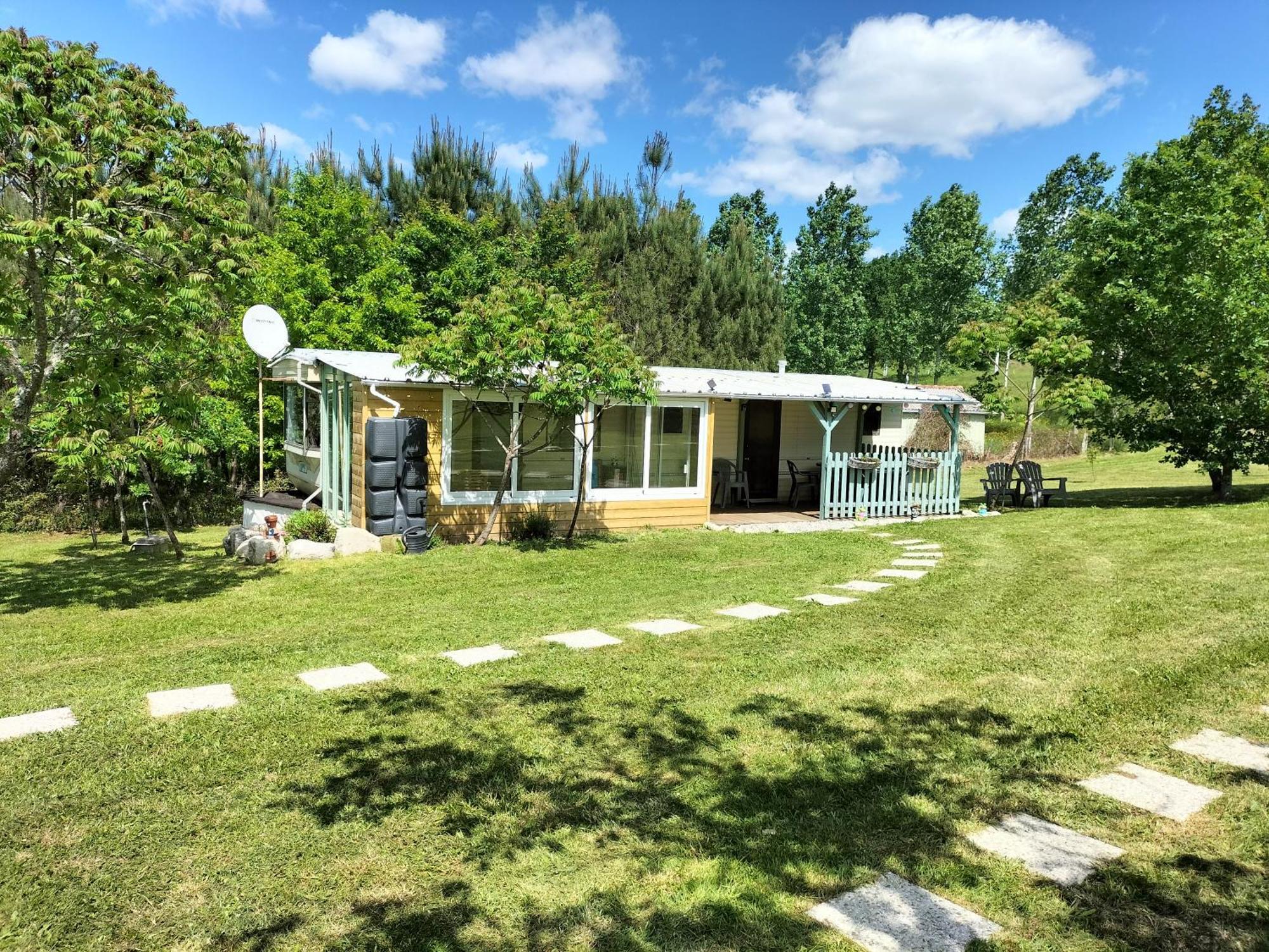 Country house Tiny House Saint-Vallier (Charente)